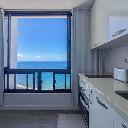 Апартаменты 1st Line Don Paco Seaviews *